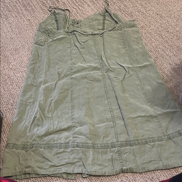 Dress - Picture 2 of 4